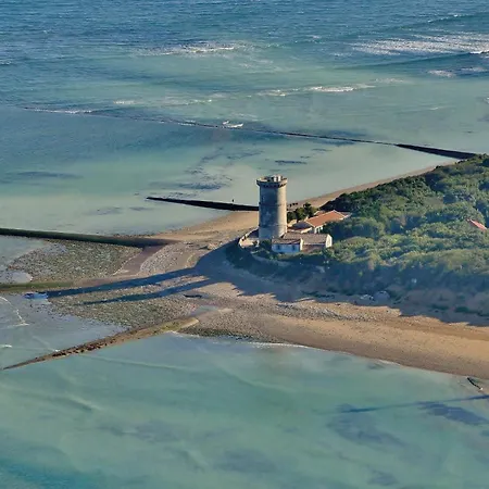بيت للعطل 800m De La Plage, Maison Pour 7 Avec Jardin