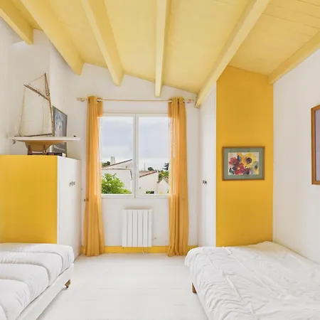 Casa vacanze 800m De La Plage, Maison Pour 7 Avec Jardin Les Portes-en-Re