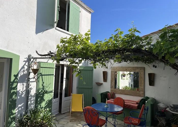 800m De La Plage, Maison Pour 7 Avec Jardin بيت للعطل