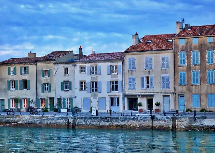 بيت للعطل 800m De La Plage, Maison Pour 7 Avec Jardin *